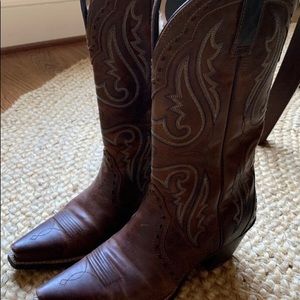 Ariat Boots 8.5B